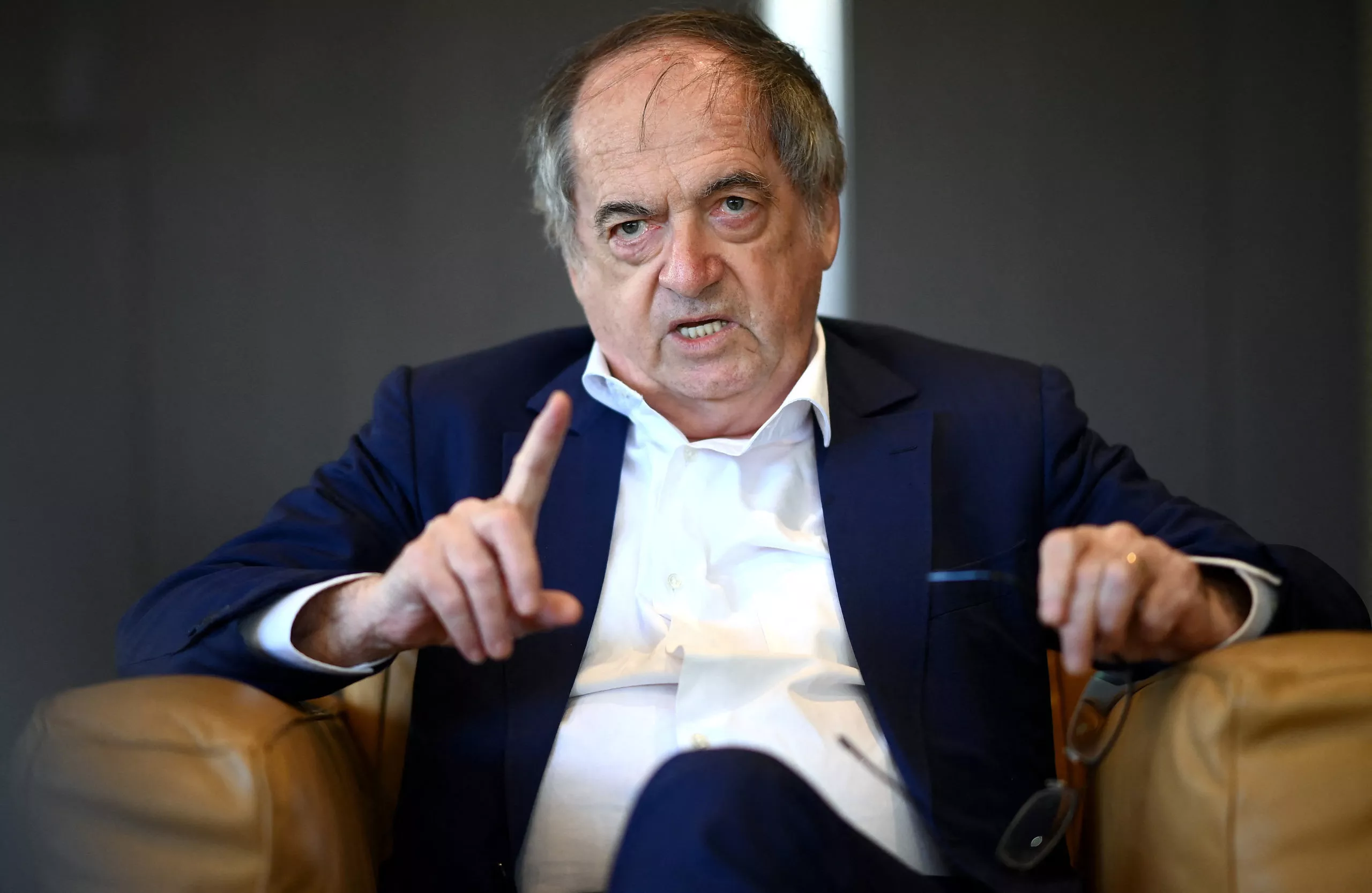 le graet faces sexist outrage claim le graet faces sexist outrage claim