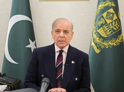 govt targets 30 electric vehicle shift