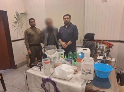 lahore police make major drug bust arrest ice manufacturer lahore police make major drug bust arrest ice manufacturer