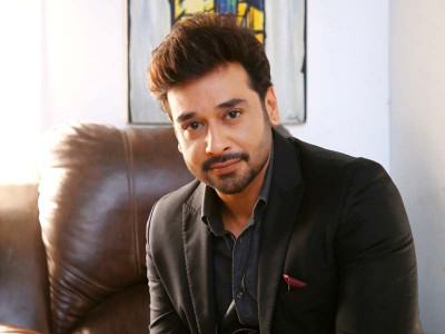 faysal quraishi loves faysal quraishi loves