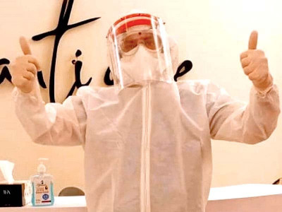 healthcare professionals working during a global pandemic healthcare professionals working during a global pandemic