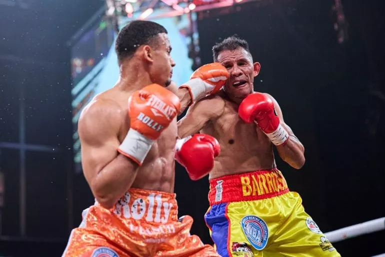 romero wins on controversial stoppage romero wins on controversial stoppage