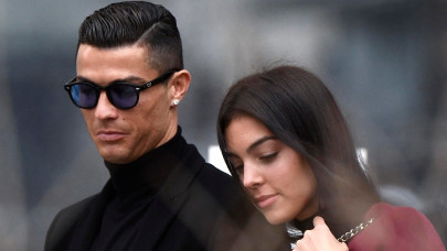 cristiano ronaldo announces death of baby son
