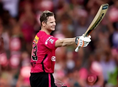 bbl 2204 2025 steve smith s record century powers sydney sixers to 14 run win