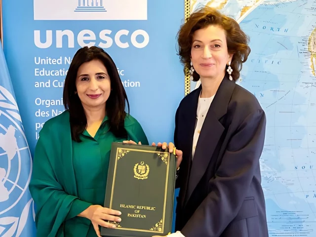 mumtaz zahra baloch presents credentials as pakistan s unesco delegate mumtaz zahra baloch presents credentials as pakistan s unesco delegate