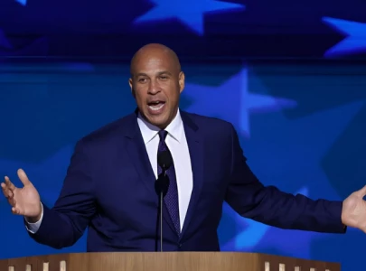 us senator cory booker breaks record with 25 hour speech against trump us senator cory booker breaks record with 25 hour speech against trump