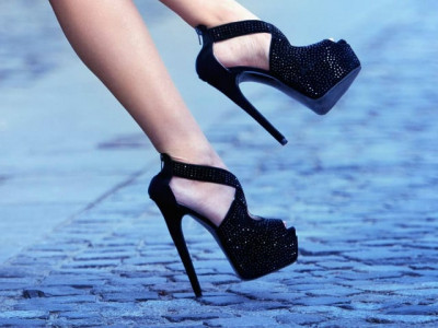 here is why women wear high heels