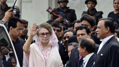 bangladesh s ex pm khaleda zia gets bail in graft case