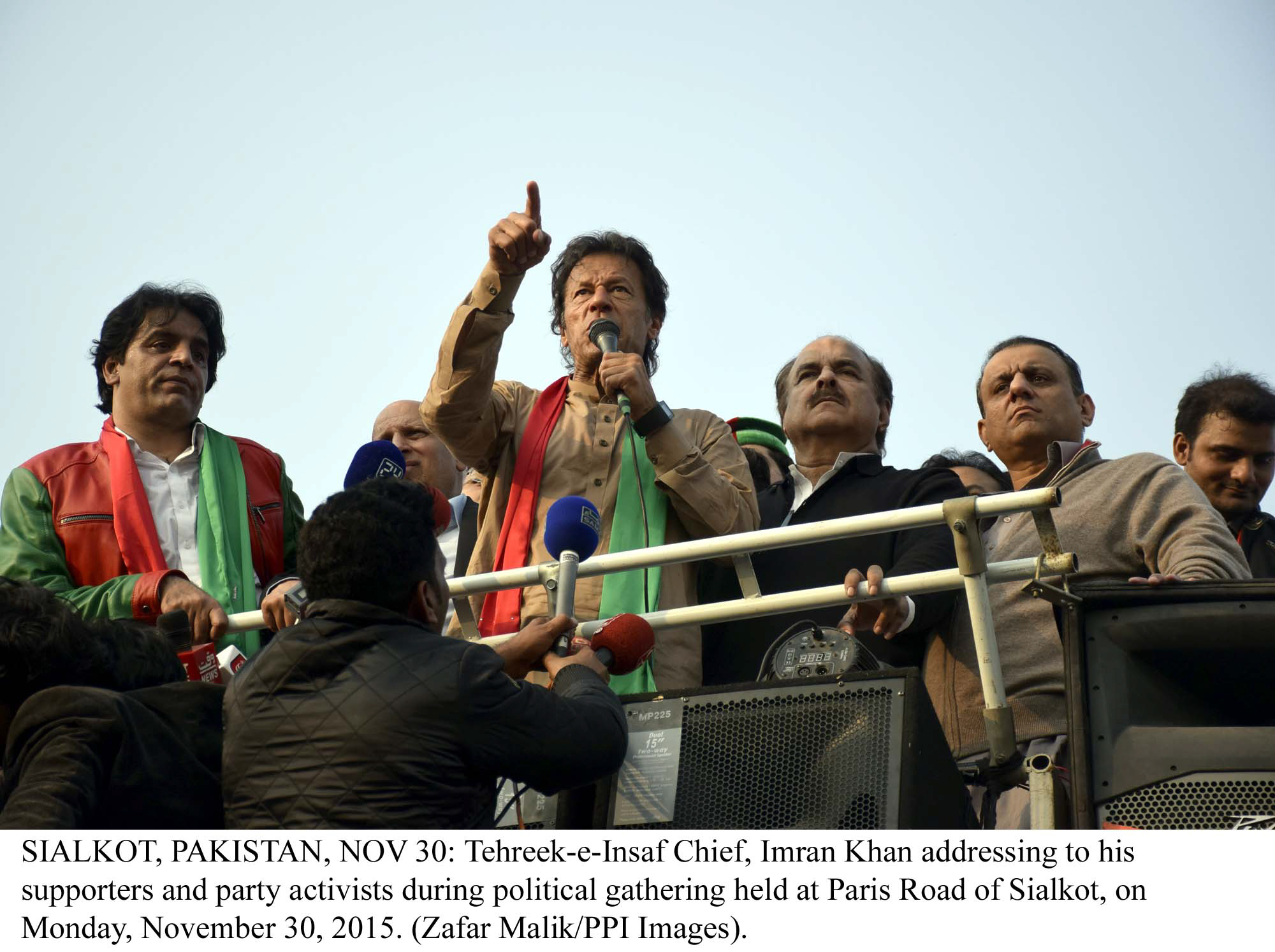 imran khan addresses public rally in sialkot on november 30 2015 photo ppi