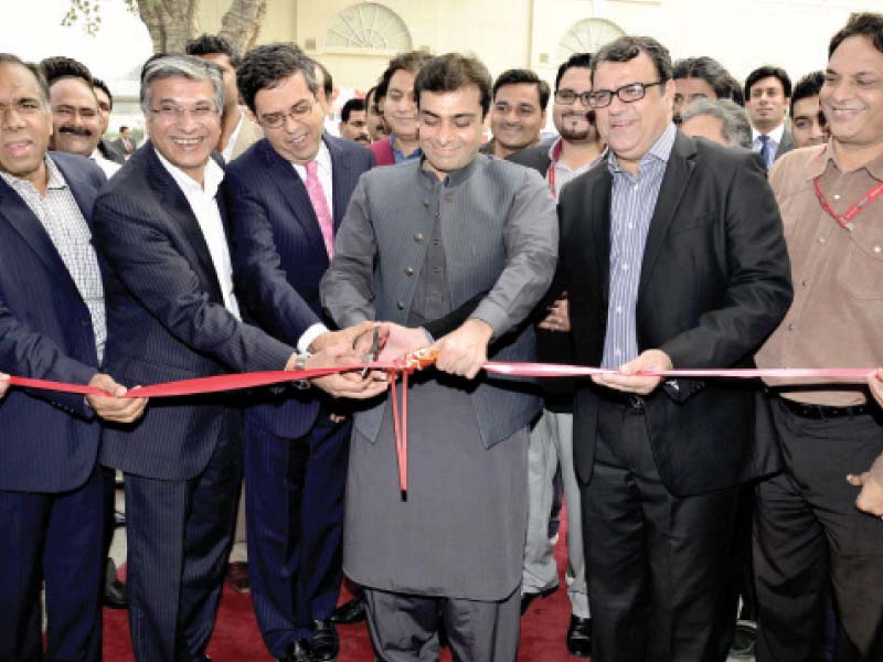 hamza shahbaz cuts the ribbon to inaugurate the expo photo wasim niaz express