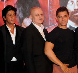 intolerance row anupam kher still loves srk aamir intolerance row anupam kher still loves srk aamir