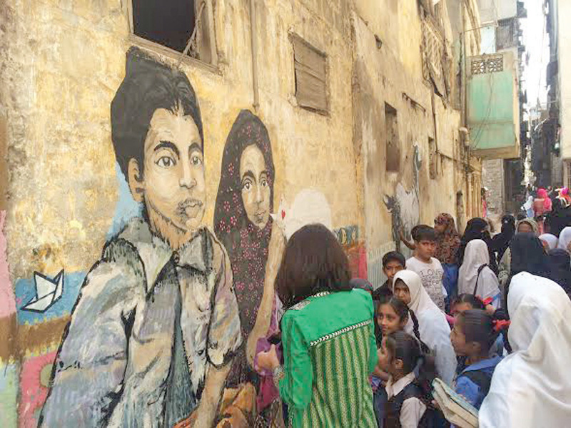 removing the fear from lyari one brushstroke at a time