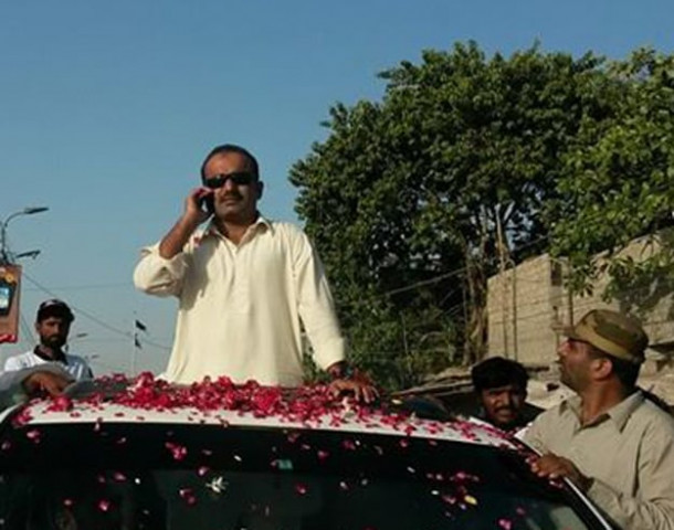shahid bikak an alleged lyari gangster is being backed by the ppp in haji mureed goth photo facebook com shahid bikak shahid bikak an alleged lyari gangster is being backed by the ppp in haji mureed goth photo facebook com shahid bikak