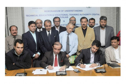 development mou signed on trainings for leather sector workers