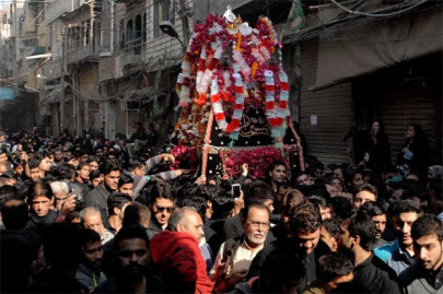 chehlum procession imam hussain s sacrfice remembered chehlum procession imam hussain s sacrfice remembered