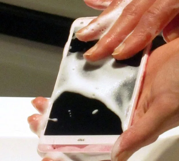 this picture taken on december 3 2015 shows japanese telecom giant kddi 039 s washable smartphone quot digno rafre quot produced by kyocera at a presentation in tokyo photo afp this picture taken on december 3 2015 shows japanese telecom giant kddi 039 s washable smartphone quot digno rafre quot produced by kyocera at a presentation in tokyo photo afp