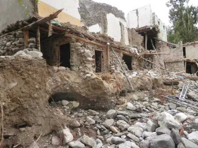 un humanitarian coordinator visits chitral discusses mitigation measures photo shabbir mir express un humanitarian coordinator visits chitral discusses mitigation measures photo shabbir mir express