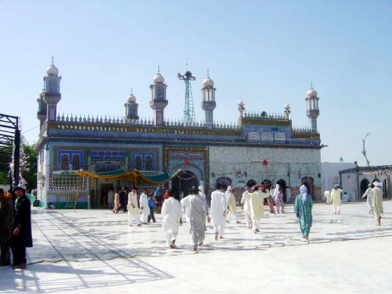 tomb of sultan bahoo in jhang photo file