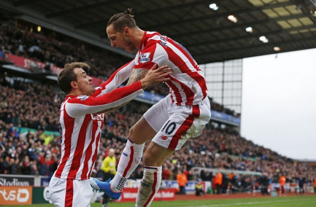 marko arnautovic r celebrates with xherdan shaqiri l after scoring the first goal for stoke city on december 5 2015 photo reuters marko arnautovic r celebrates with xherdan shaqiri l after scoring the first goal for stoke city on december 5 2015 photo reuters