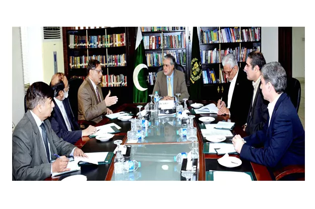 finance minister ishaq dar in a meeting with md mari gas photo app finance minister ishaq dar in a meeting with md mari gas photo app