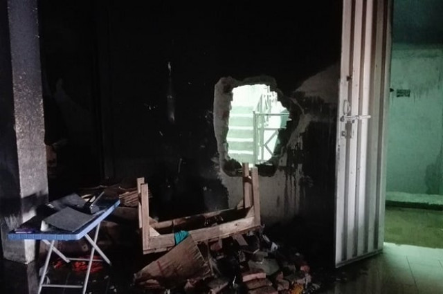 a rescue 1122 official said that the fire had broken out at the third floor of mian plaza located near allah hu chowk photo facebook a rescue 1122 official said that the fire had broken out at the third floor of mian plaza located near allah hu chowk photo facebook
