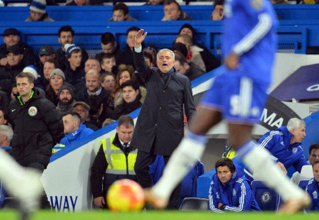 chelsea 039 s manager jose mourinho c signals during an english premier league football match against bournemouth at stamford bridge in london on december 5 2015 photo afp chelsea 039 s manager jose mourinho c signals during an english premier league football match against bournemouth at stamford bridge in london on december 5 2015 photo afp