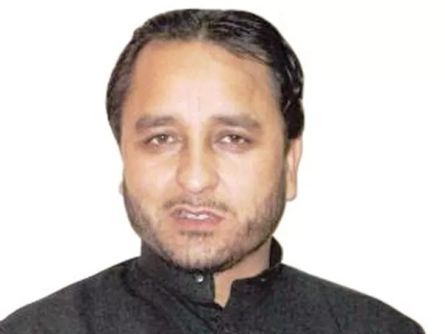 rahman is currently in islamabad to attend a meeting of a committee headed by adviser to pm on foreign affairs sartaj aziz photo file rahman is currently in islamabad to attend a meeting of a committee headed by adviser to pm on foreign affairs sartaj aziz photo file