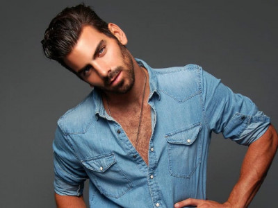 first ever deaf contestant becomes last america s next top model