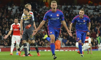 champions league preview arsenal chelsea bidding to avoid premature exits champions league preview arsenal chelsea bidding to avoid premature exits