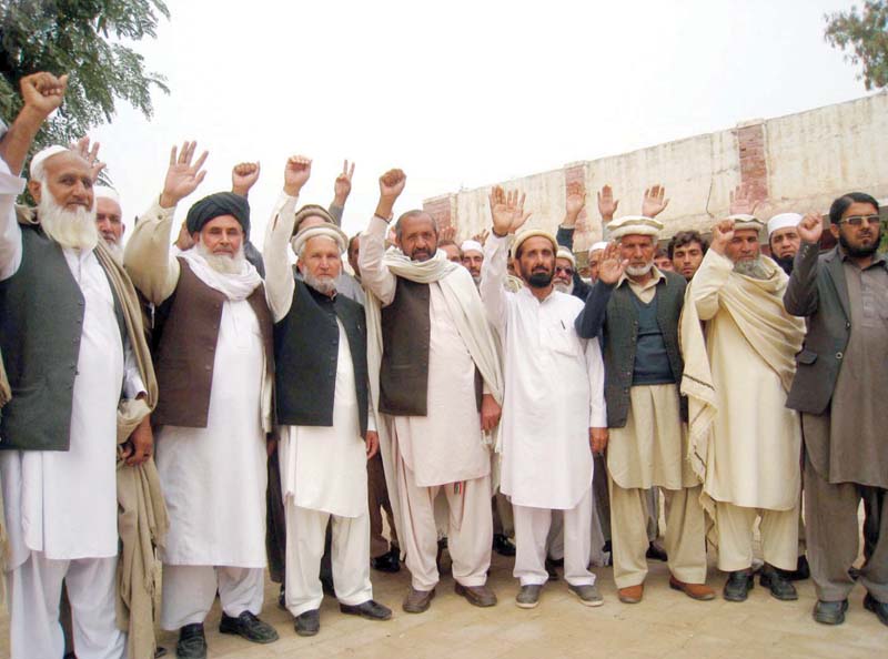 teachers take to the streets in fr bannu photo inp