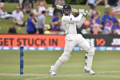 guptill ton gives new zealand first day honours guptill ton gives new zealand first day honours