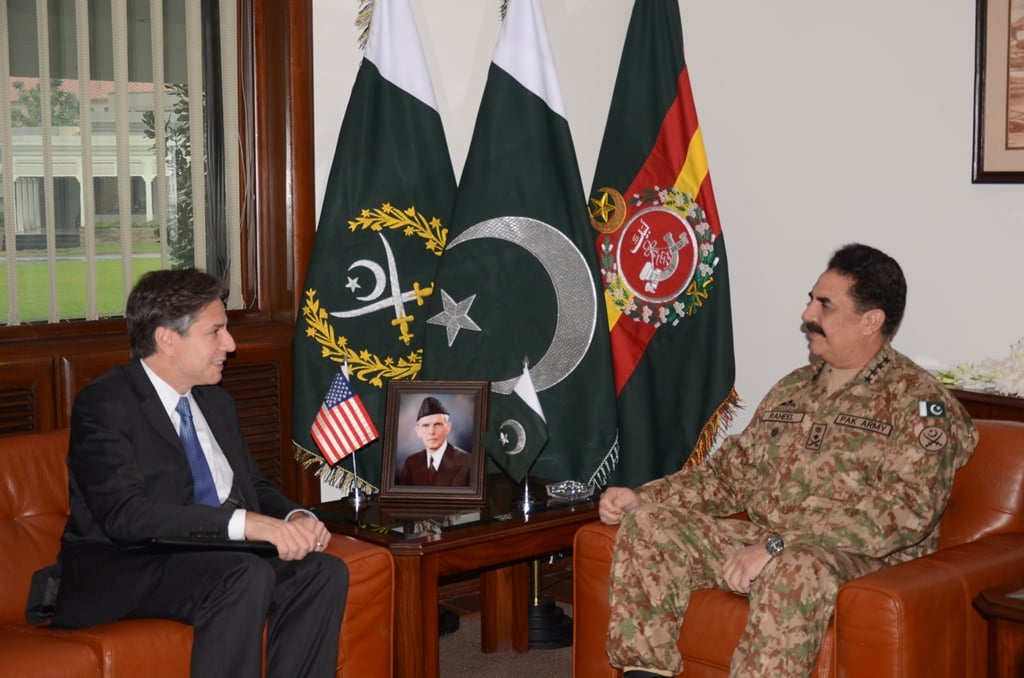 chief of army staff coas general raheel sharif meets us deputy secretary of state antony j blinken at the general headquarters on december 10 2015 photo ispr