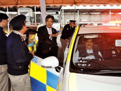 enhanced security japanese envoy hands over 34 hybrid cars to police