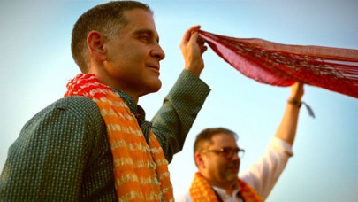 us consulate employees wed pakistani style in fun filled dholki in karachi