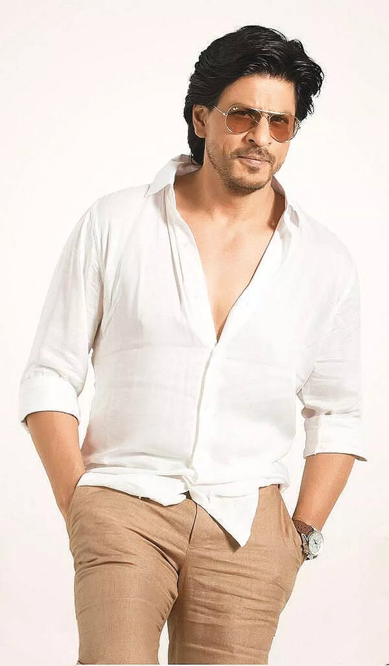 srk s earnings are estimated at a whopping inr2 57 billion photo file srk s earnings are estimated at a whopping inr2 57 billion photo file