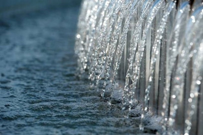 water for environmental ecological needs to be free