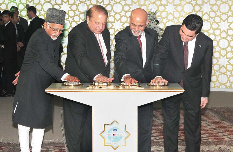 leaders from pakistan afghanistan and india along with turkmenistan s president attend the groundbreaking ceremony of the tapi gas pipeline in mary photo afp