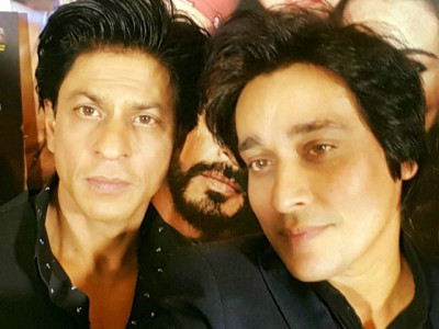 will the real shah rukh khan please stand up will the real shah rukh khan please stand up