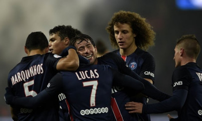 five star psg punish lyon to extend enormous lead