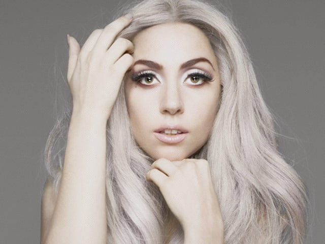 the singer said she still lives with the trauma and has gone through years of therapy photo playbuzz the singer said she still lives with the trauma and has gone through years of therapy photo playbuzz