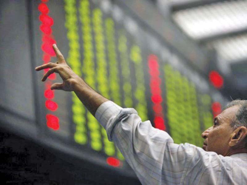 benchmark kse 100 index falls 290 69 points