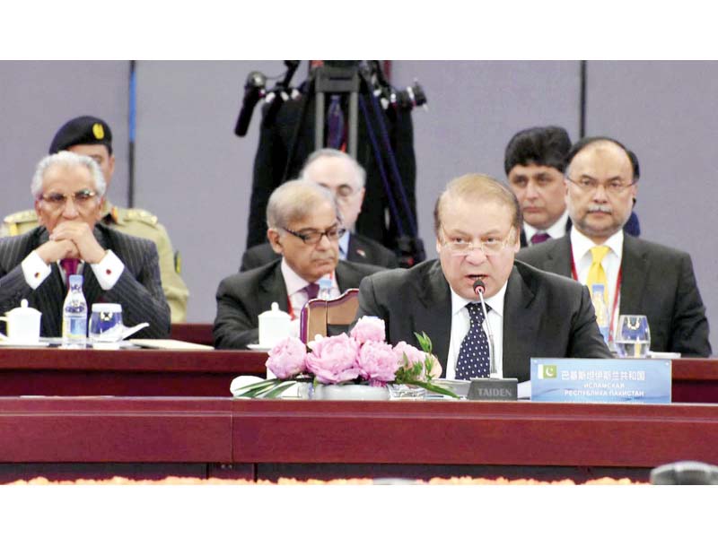 prime minister nawaz sharif addresses the 14th heads of government council meeting in zhengzhou china on tuesday photo ppi