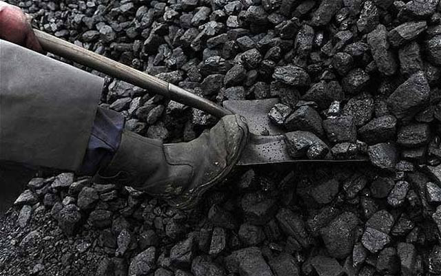 renewable energy sources may be playing an increasing role in global demand while coal capacity ages and shrinks photo reuters renewable energy sources may be playing an increasing role in global demand while coal capacity ages and shrinks photo reuters