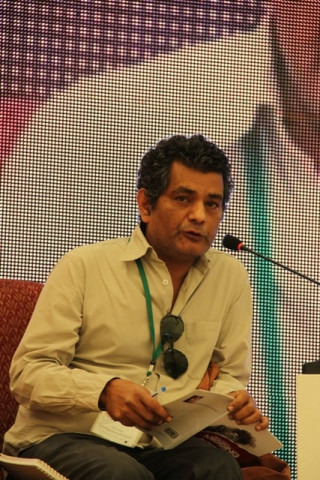 writer mohammed hanif at karachi literature festival 2013 photo express writer mohammed hanif at karachi literature festival 2013 photo express