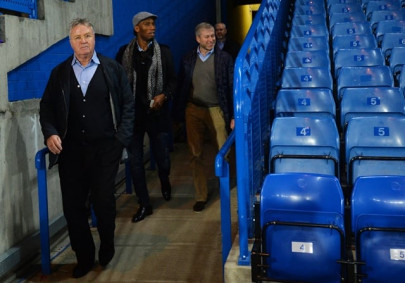 chelsea turn back to hiddink after mourinho exit