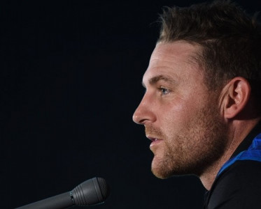 n zealand captain mccullum to quit internationals n zealand captain mccullum to quit internationals