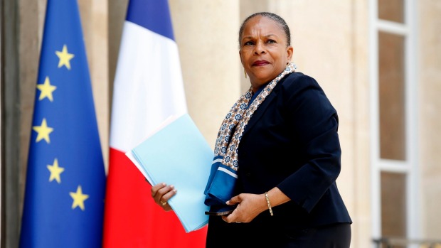 french justice minister christiane taubira said the plan had been dropped from the constitutional amendment bill photo reuters