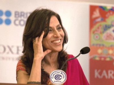 sights and sounds at the karachi literature festival