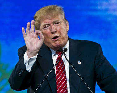 trump warns clinton to be careful in using woman card trump warns clinton to be careful in using woman card