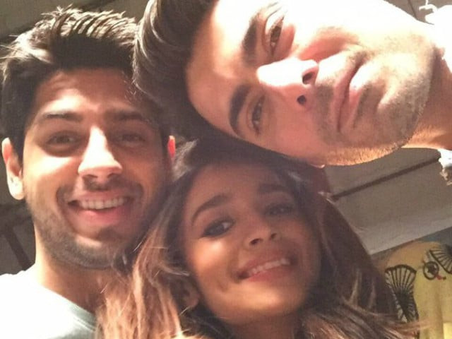 kjo took to twitter to share a selie of the trio photo twitter
